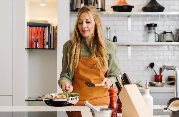 Mengapa panci stainless steel lengket dan bagaimana cara menghindarinya?